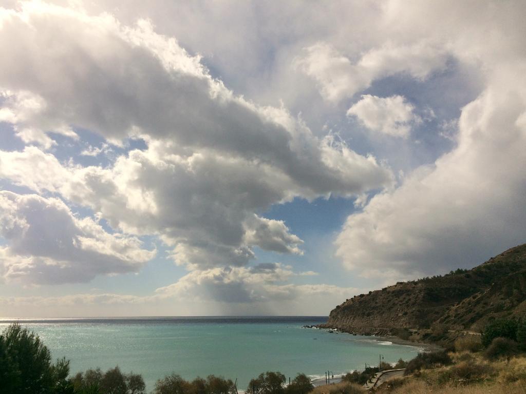 Big Blue Apartments Myrtos Dış mekan fotoğraf