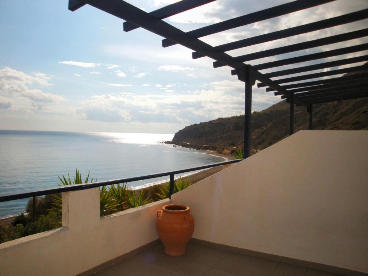 Big Blue Apartments Myrtos Dış mekan fotoğraf